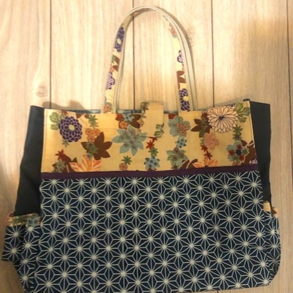 Japanese Style Floral Pattern Tote Bag